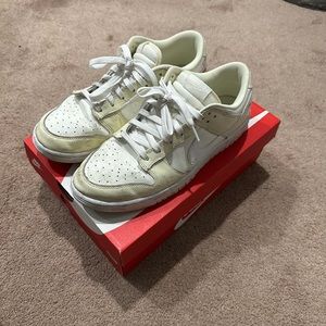 Dunk Low “Coconut Milk”